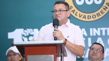 Gobierno de El Salvador ordena el reinstalo inmediato de dirigentes sindicales despedidos por motivos políticos