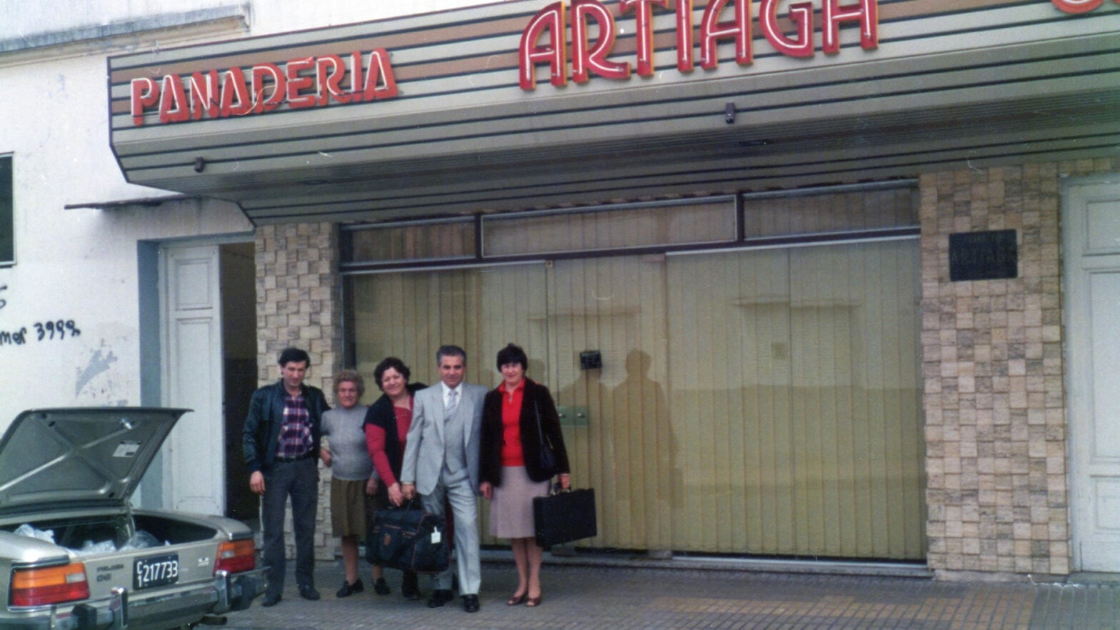 La historia de Panadería Artiaga comenzó con Antonio Rodríguez, un inmigrante español que junto a Alba reunió recursos para ingresar al negocio panadero en Buenos Aires (LUX life/Panadería Artiaga)