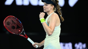 Elena Rybakina sorprende a Aryna