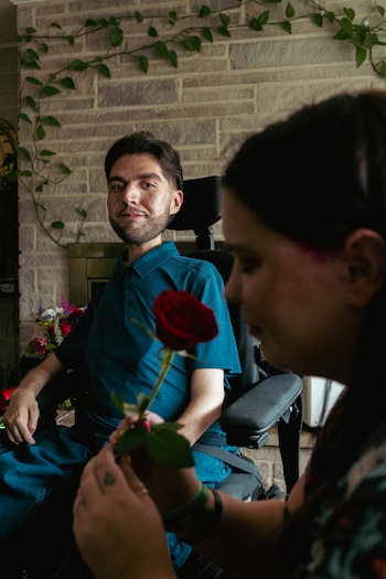 Andres Rodriguez, 30, and Ellen Froliklong, 33, who met on Dateability and have been seeing each other regularly since last December, in Chicago, July 21, 2026. Dateability, a dating app for people with disabilities and chronic medical conditions, has a user base that has almost doubled since 2025, reaching 65,000 users as of this month, according to the company. (Nolis Anderson/The New York Times)