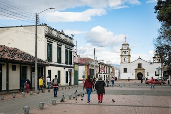 El acuerdo establece incentivos tributarios para proyectos turísticos y de inversión ubicados en zonas estratégicas de Fontibón y Engativá. - crédito Instituto Distrital de Patrimonio Cultural