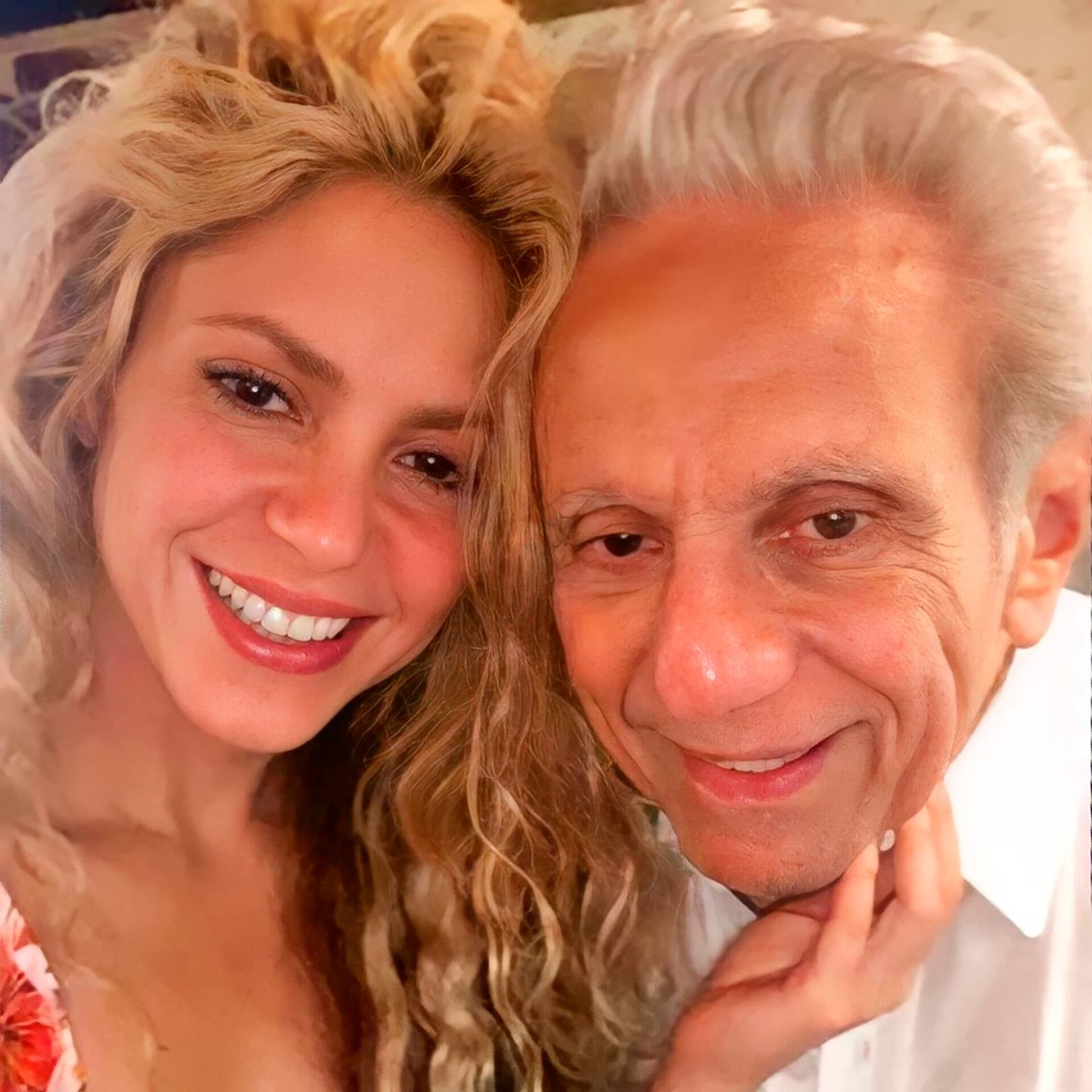 Shakira junto a su papá William Mebarak Chadid, de 94 años