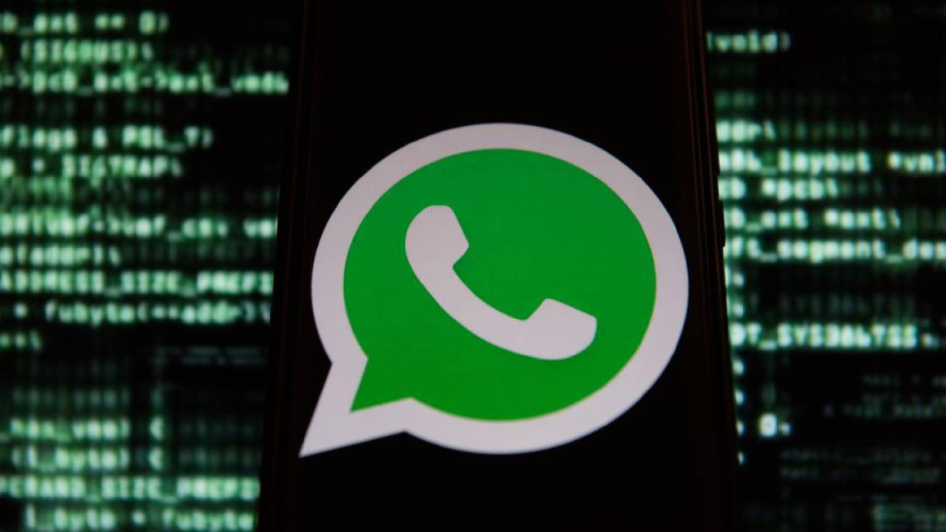 El mecanismo de la estafa por WhatsApp consiste en tomar el control de un perfil y pedir depósitos bancarios con la promesa de entregar efectivo después. (Vía: Caracol Radio)