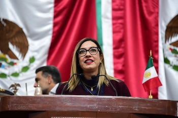 Jannete Guerrero Maya presentó una