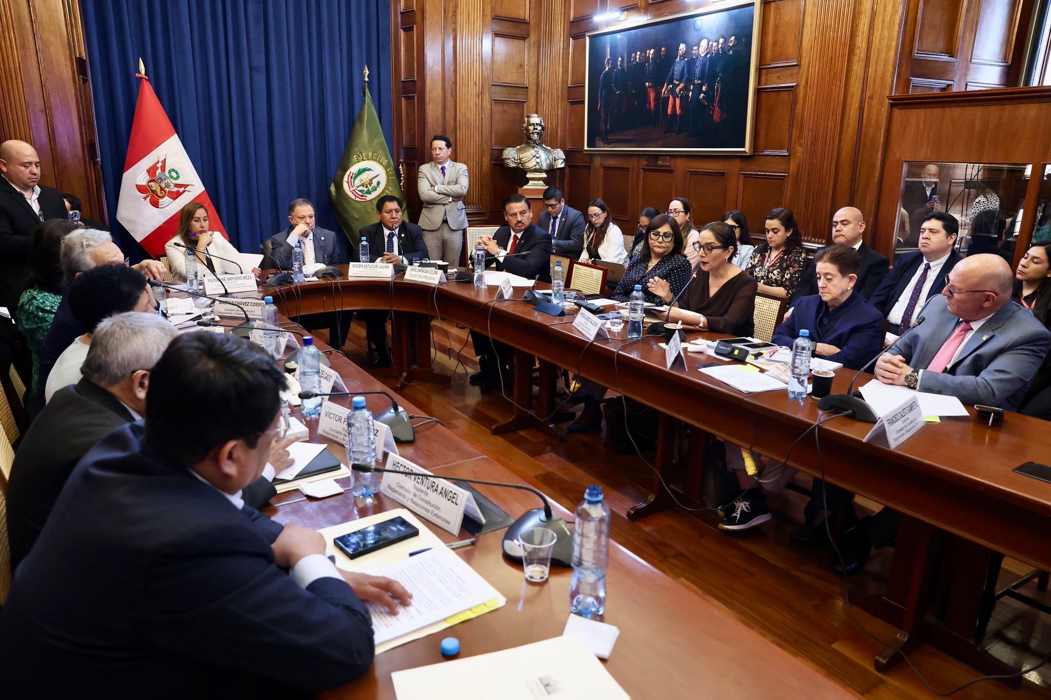 Comisión de Constitución del Senado aprobó pedido de facultades legislativas