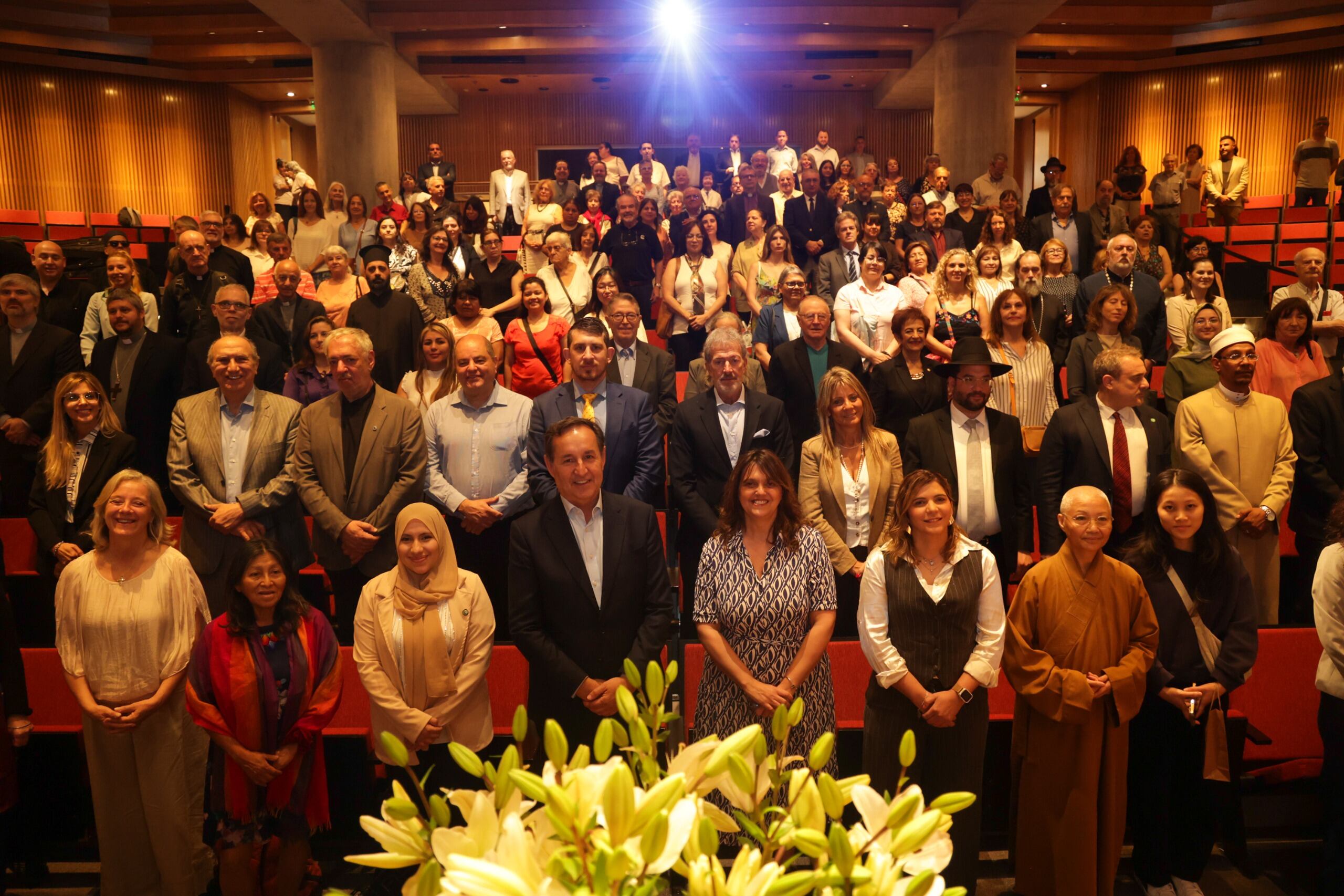 Autoridades y líderes religiosos destacaron la organización de visitas guiadas a templos y lugares de culto durante el año