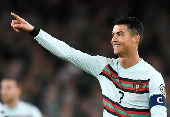 Soccer Football - World Cup - UEFA Qualifiers - Group A - Republic of Ireland v Portugal - Aviva Stadium, Dublin, Republic of Ireland - November 11, 2021 Portugal's Cristiano Ronaldo reacts REUTERS/Clodagh Kilcoyne