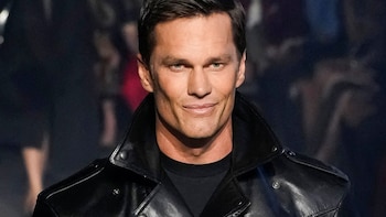 Tom Brady da el salto a las pasarelas de Nueva York: así fue su debut en los desfiles de moda