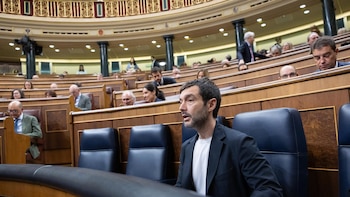 Sumar tacha de "indecencia" el desahucio de Maricarmen y exige al PSOE aprobar de inmediato el decreto de vivienda
