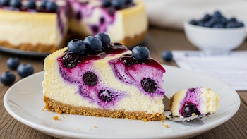 Cheesecake de arándanos casero: receta fácil, cremosa y con sabor equilibrado