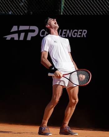 Juan Manuel La Serna debutó