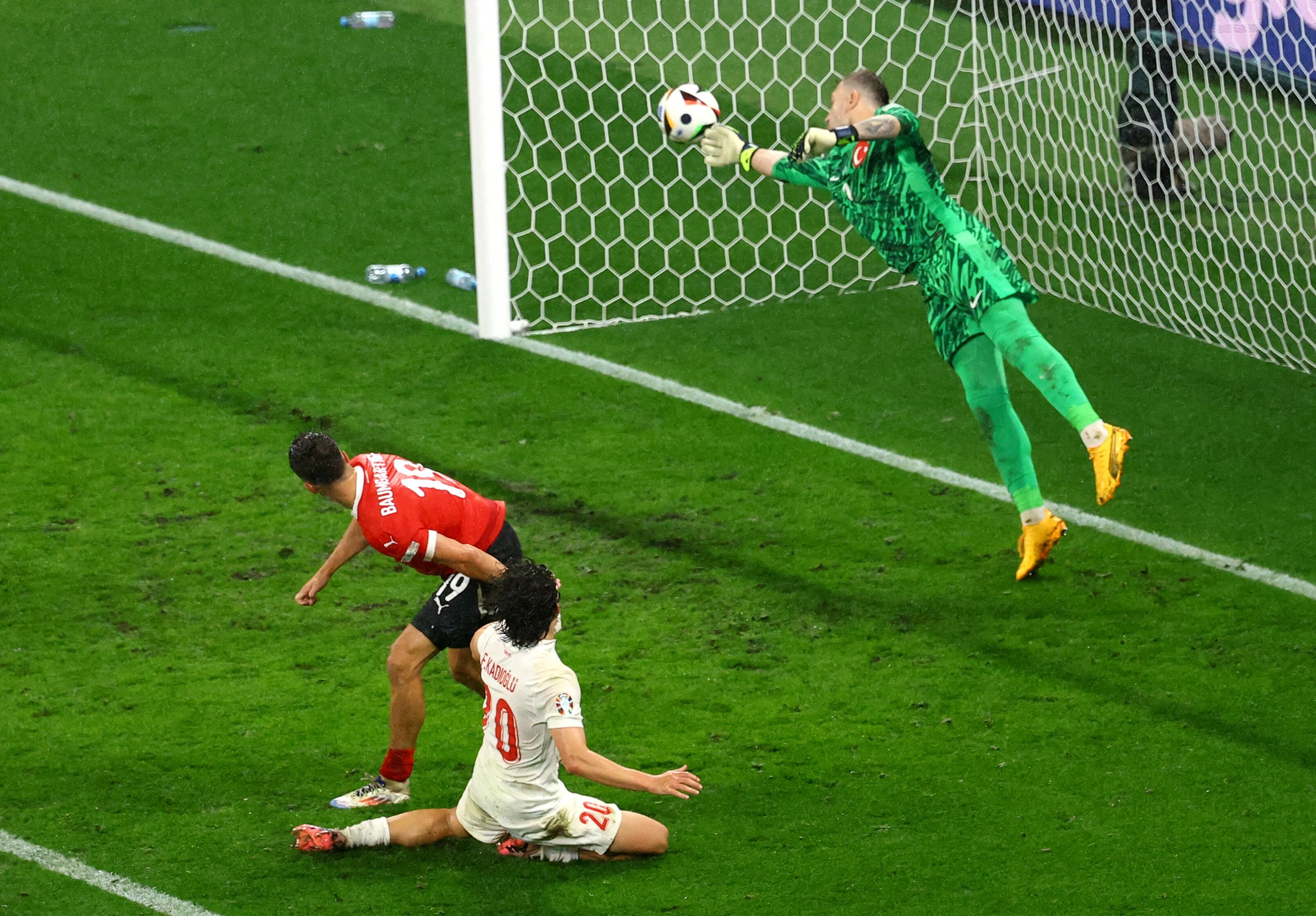 (REUTERS/Lisi Niesner)