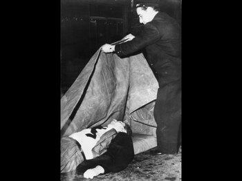 Luciano murió en Nápoles mientras