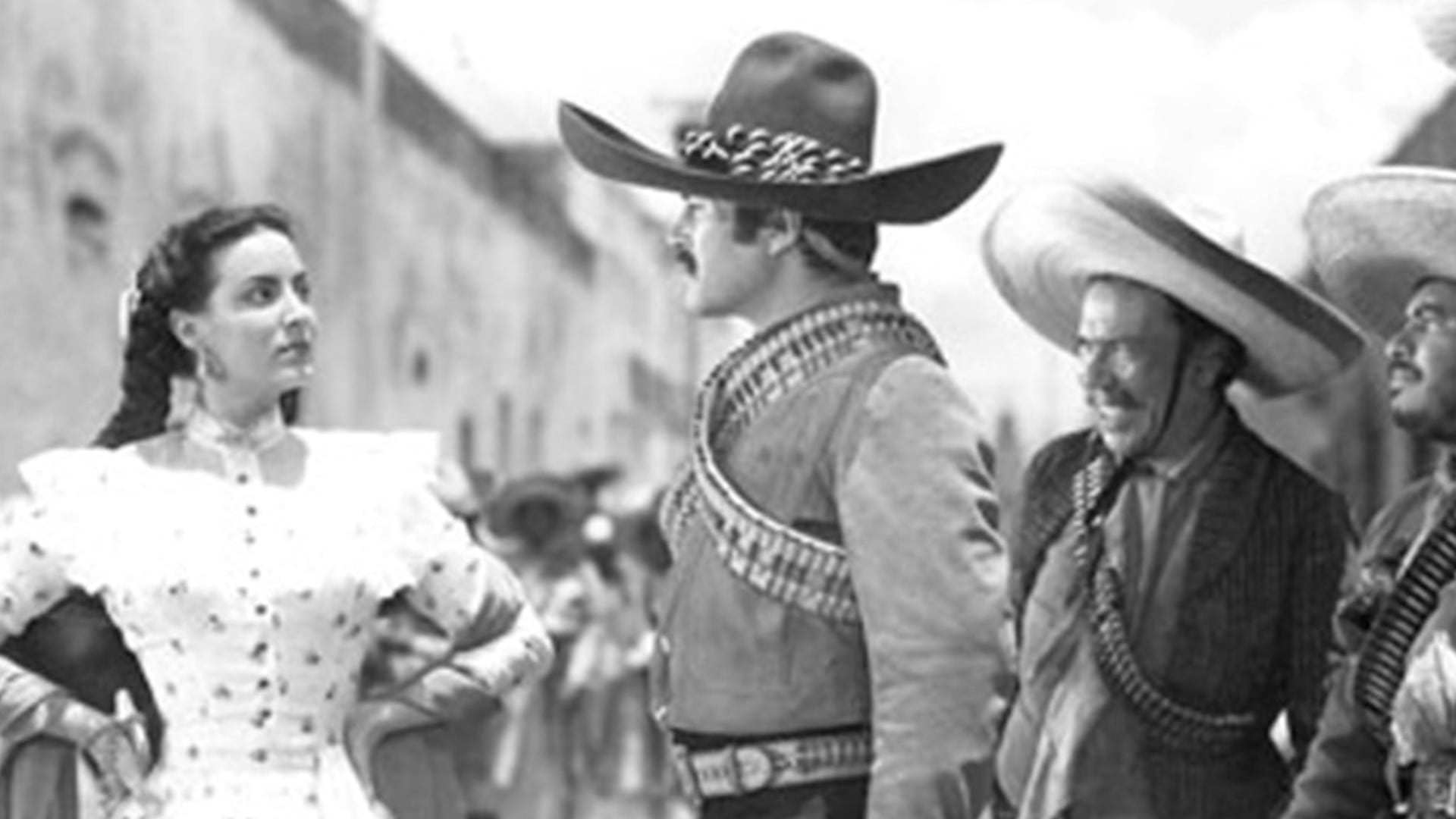María Félix y Pedro Armendáriz en Enamorada. (Videocine)