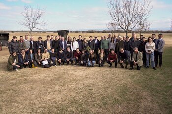 Equipo completo. Carlos Melconian se