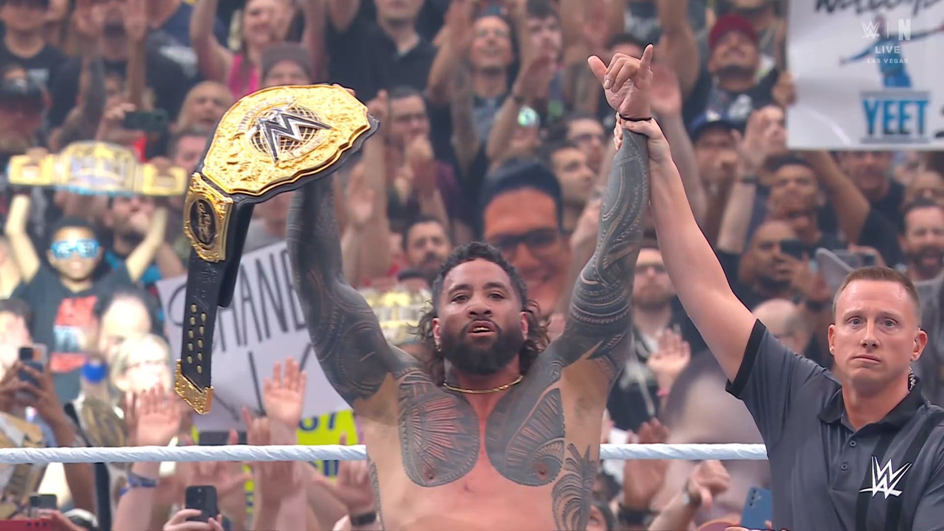 Jey Uso celebra su primer título mundial en WWE. (Cortesía WWE)