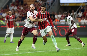 Saba Sazonov, durante un partido como futbolista del Torino. (EFE/MATTEO BAZZI)