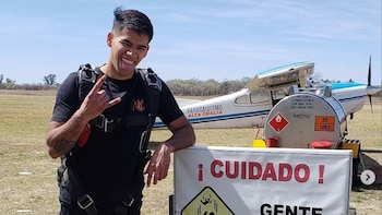 “Cuidado, gente cayendo”: quién es