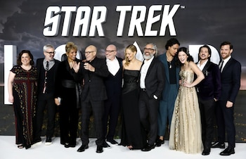 Patrick Stewart y el reparto de 'Star Trek: Picard' en Londres, Gran Bretaña, el 15 de enero de 2020. (REUTERS/Simon Dawson)
