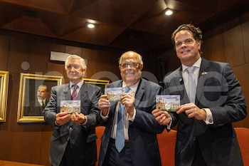 El BCRP lanza una edición especial por los 200 años de relaciones entre Perú y EE. UU.