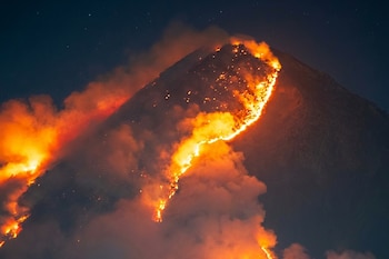 Una iniciativa de ley busca declarar Reserva de Uso Múltiple al Volcán de Agua para conservar sus recursos naturales.