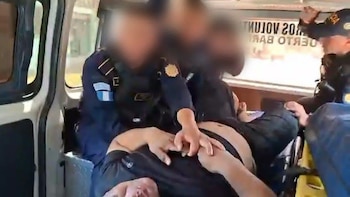 La Cámara del Agro de Guatemala exige justicia por el policía muerto durante un desalojo en Izabal