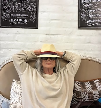 El anuncio de Ana María Picchio como ganadora coincidió con la celebración de su 80° cumpleaños, generando una ovación y cantos en la sala