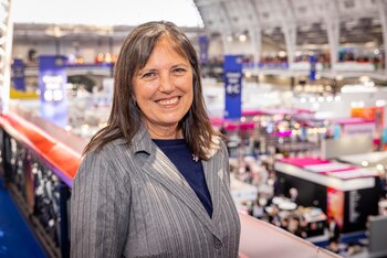 Claudia Piñeiro presenta "La muerte