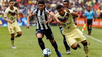 Roger Martínez, futbolista colombiano del Club América, no celebró su gol el contra Monterrey en la jornada 1 (Foto: EFE)