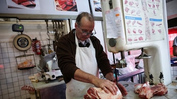 El consumo de carne vacuna cayó más de 11% en el primer semestre y tocó su menor nivel en 30 años