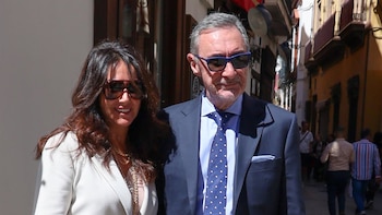 Carlos Herrera y Pepa Gea revelan si veremos a Alberto y Blanca Llandres con su bebé Marcos en la Semana Santa sevillana