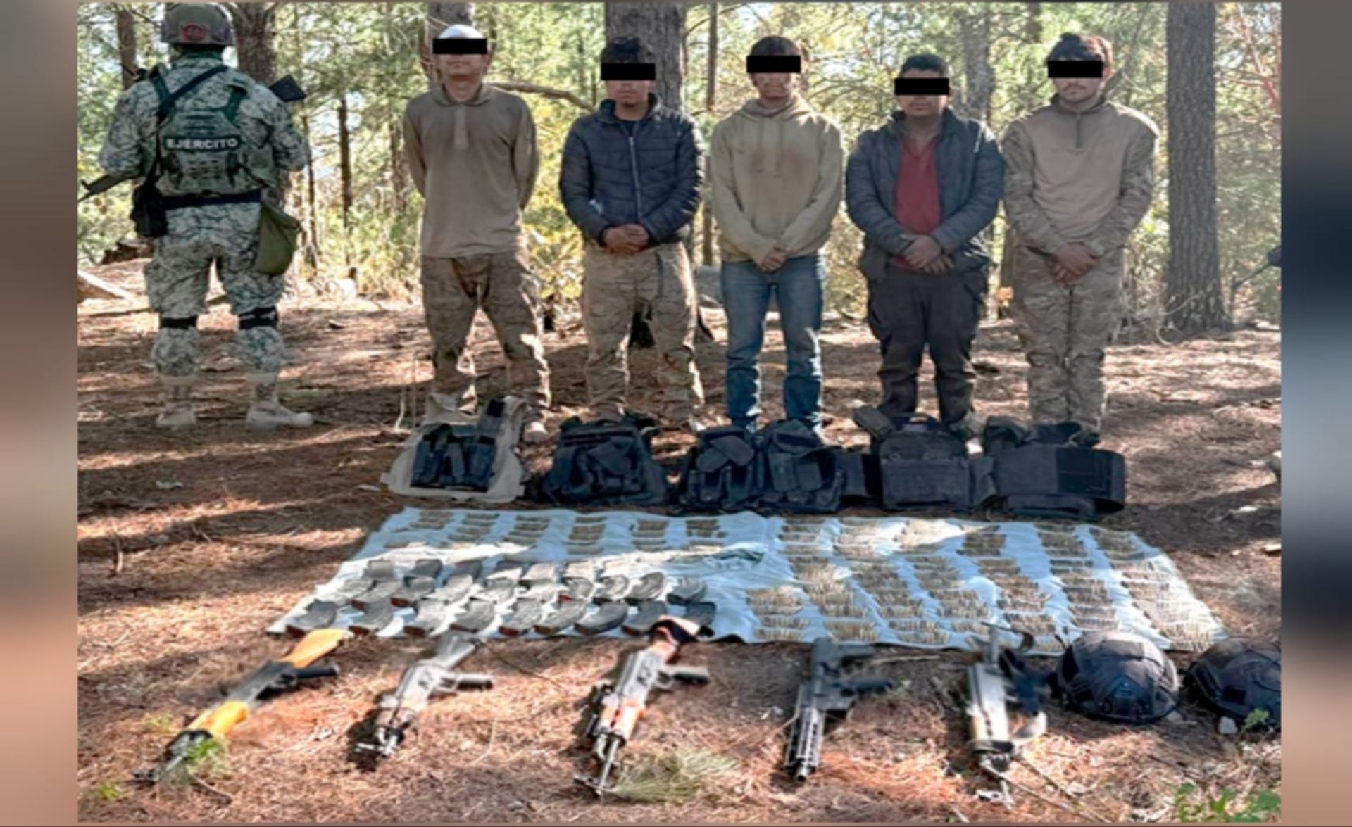 Los sujetos detenidos (SSP Sinaloa)