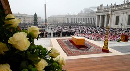 Cómo es el protocolo del Vaticano tras la muerte del Papa