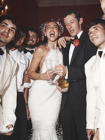 Las primeras imágenes de la boda de Dua Lipa y Callum Turner (Instagram)