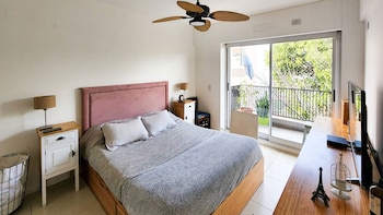 Departamentos de dos ambientes entre