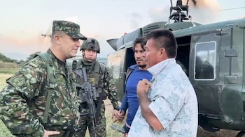 También fue rescatado un familiar del líder social en medio de las confrontaciones entre los grupos armados - crédito Ejército Nacional