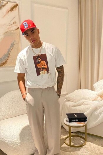 Él es DJ Exotic, el