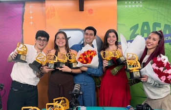 Comentarios, silencios y mensajes de