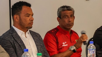 Presidente de CD Moquegua hace caso omiso a comentarios sobre el pasado de José Soto con Alianza Lima: “La gente es libre de opinar”