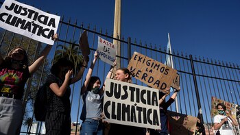 Jóvenes se manifestaron en Plaza de Mayo el viernes pasado (Nicolás Stulberg)