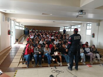 El Policía de proximidad primero