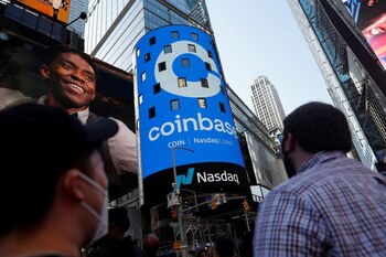 Las acciones de Coinbase, que