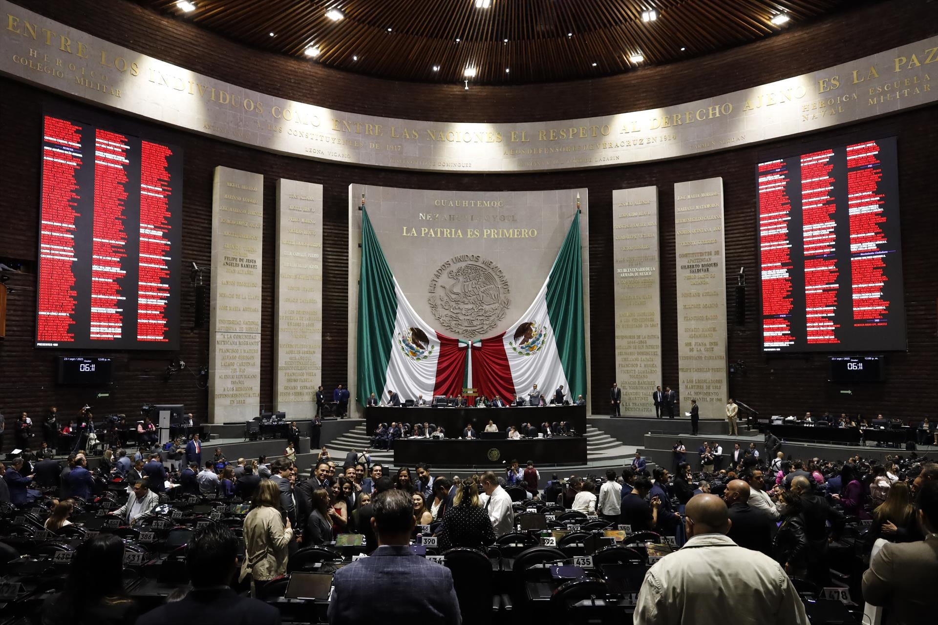 La reforma sobre nulidad electoral por injerencia extranjera quedó en pausa ante dudas jurídicas y falta de consensos políticos.