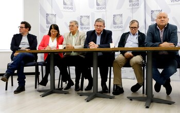 En la imagen los integrantes