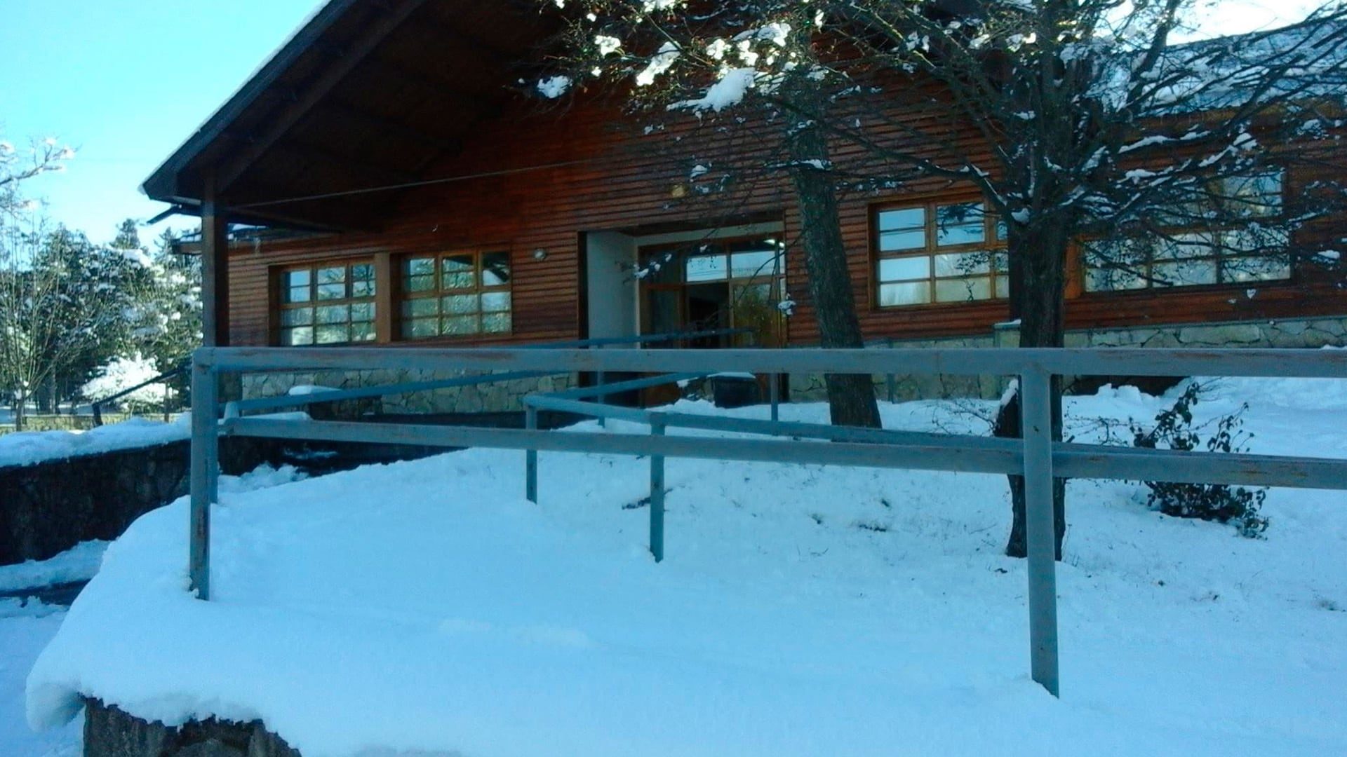 El episodio de violencia se dio en el CPEM 68 de Villa La Angostura