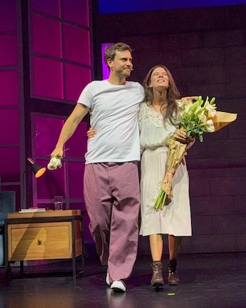 Andrés y Gimena, juntos, arriba