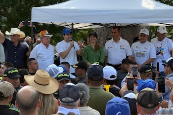 El expresidente Uribe estuvo el