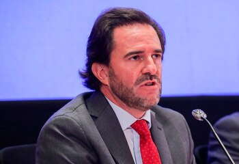 El ministro de Turismo de