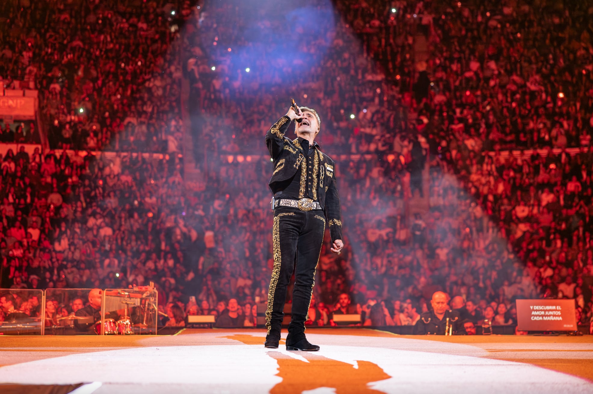 Alejandro Fernández ofrecerá un concierto en El Salvador como parte de su gira internacional “De Rey a Rey”, homenajeando la carrera de Vicente Fernández./ (Ocesa)