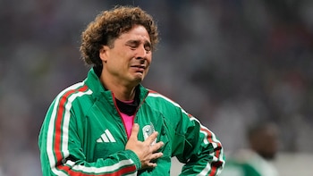 4 títulos y 3 descensos en el futbol europeo: así llega a su fin la carrera de Guillermo Ochoa